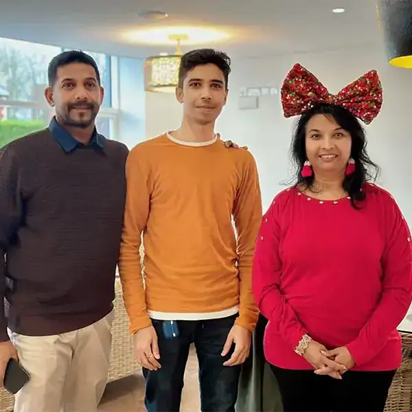 844077077 843592457 843259083 415077232 756051206548846 7447946968962255890 n